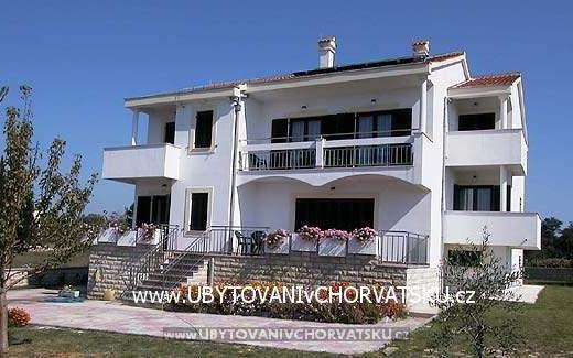Apartments Vesna a Ante – Accommodation Privlaka Kroatië