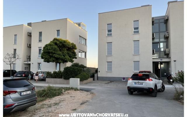 Apartment BERNHARD – Accommodation Privlaka Kroatië