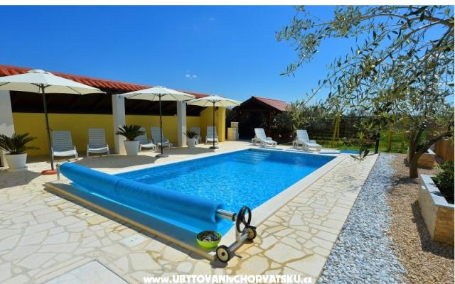 Apartments Simoni – Accommodation Privlaka Kroatië