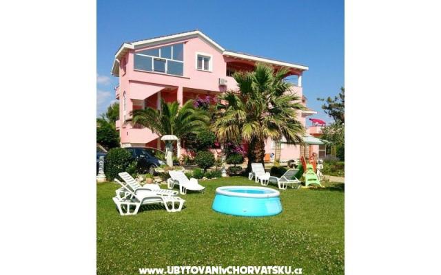 Villa Rossa-Lora – Accommodation Privlaka Kroatië