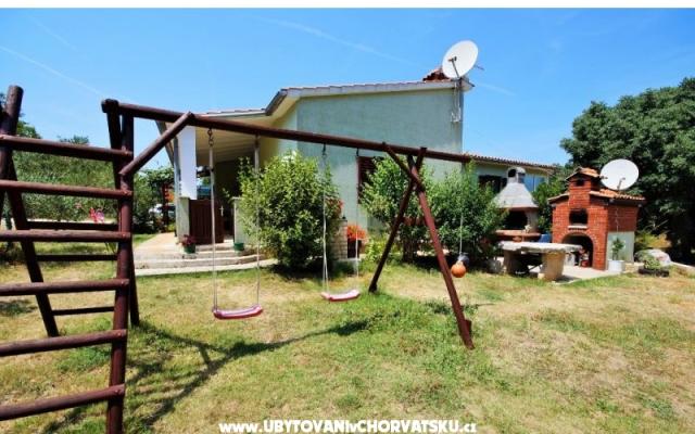 House Corina – Accommodation Pula Kroatië