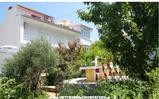 Perkic Apartments Marjetka  – Accommodation Island of Rab Kroatië
