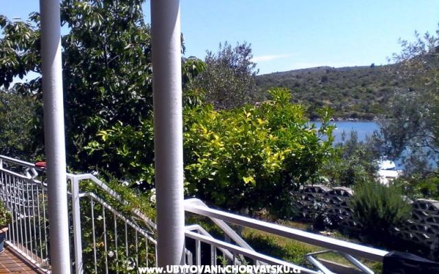 Apartment Rustika – Accommodation Rogoznica Kroatië