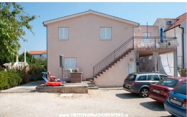 Apartments Pegamide – Accommodation Rogoznica Kroatië