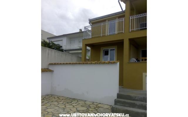 Apartments Cvita – Accommodation Rogoznica Kroatië
