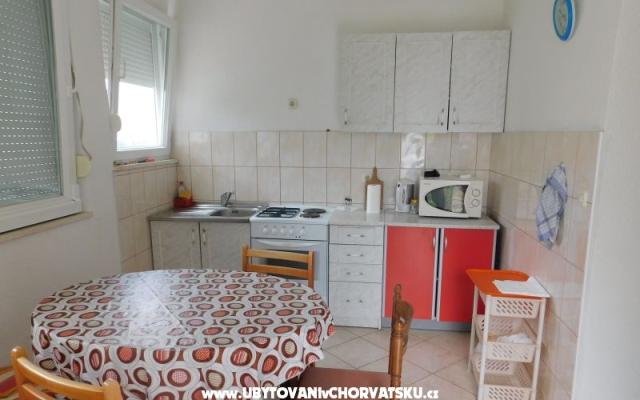 Apartments Ljuba – Accommodation Rogoznica Kroatië