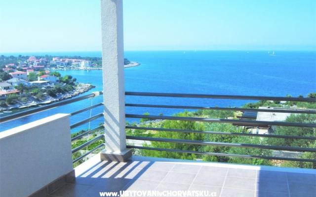 Apartments Matan – Accommodation Rogoznica Kroatië