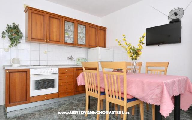 Apartments Tonka – Accommodation Rogoznica Kroatië
