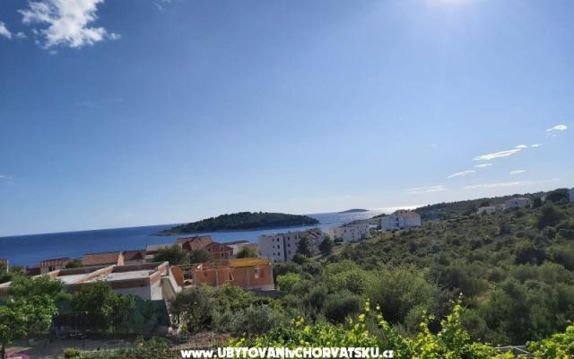 Apartments Ljuba – Accommodation Rogoznica Kroatië