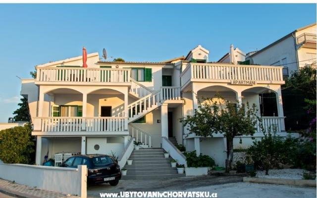 Villa Olivera – Accommodation Rogoznica Kroatië