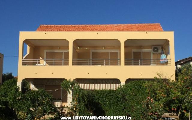 A.Kalabrić  Apartment – Accommodation Sibenik Kroatië
