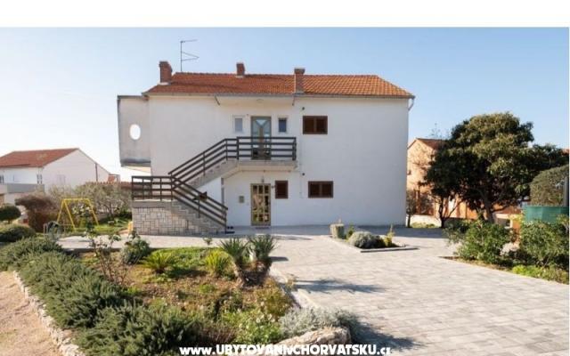 Apartment Rosmarino – Accommodation Sibenik Kroatië