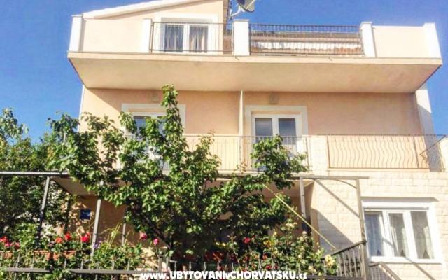 Apartments Katarina – Accommodation Sibenik Kroatië