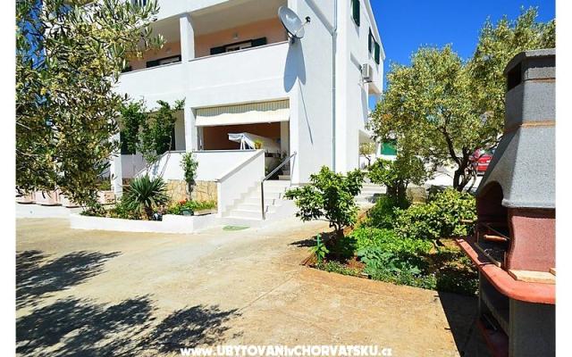 Apartment "Tonmar" – Accommodation Sibenik Kroatië