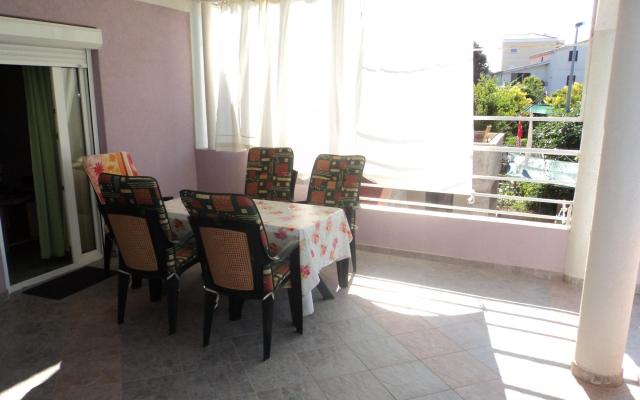 Apartments More  – Accommodation Sibenik Kroatië