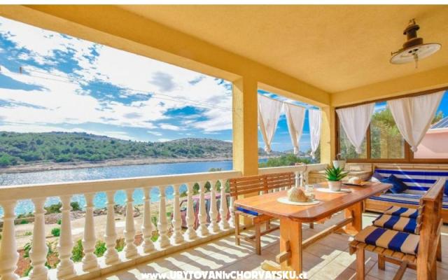 House Petra - Island Žirje – Accommodation Sibenik Kroatië