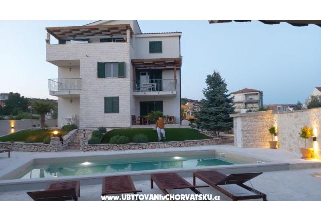 Laura apartmani – Accommodation Sibenik Kroatië