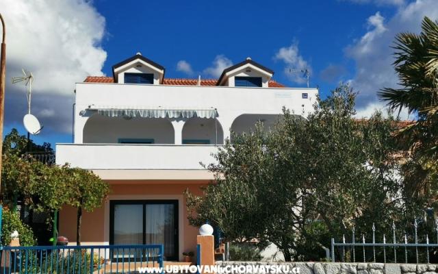 Villa Stefanie – Accommodation Sibenik Kroatië