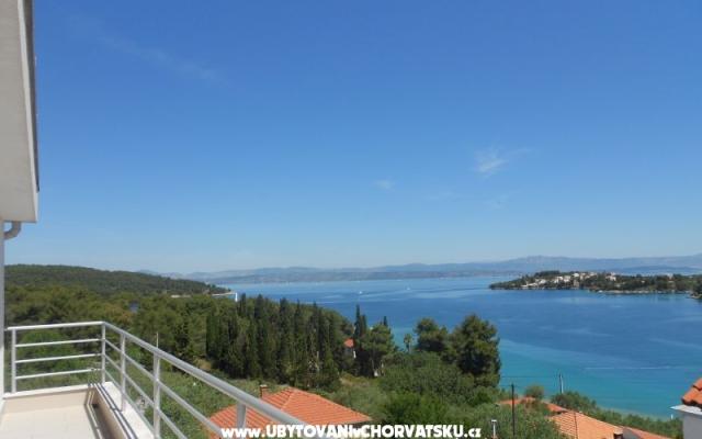Apartment Abramović – Accommodation Island of Solta Kroatië