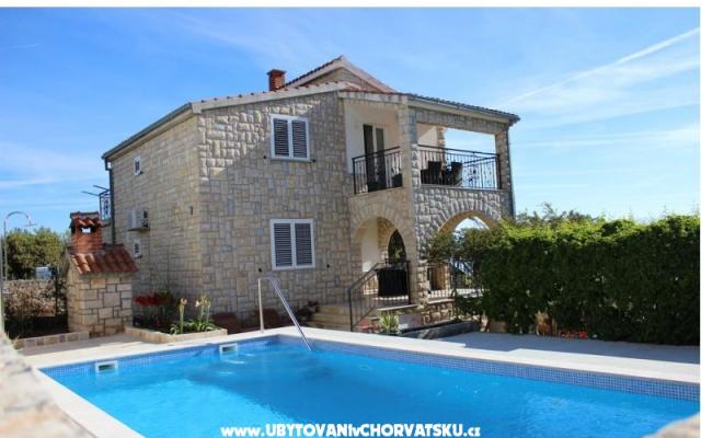 Apartments Solta – Accommodation Island of Solta Kroatië