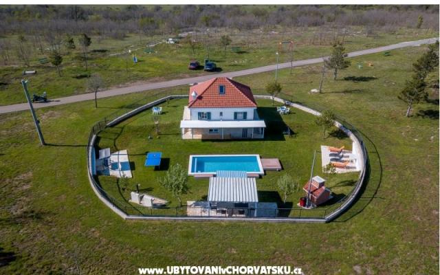 Holiday Home Arija – Accommodation Split Kroatië