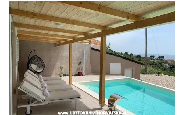 Holiday House Dora – Accommodation Split Kroatië