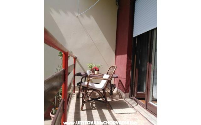 Apartment Pero – Accommodation Sukosan Kroatië