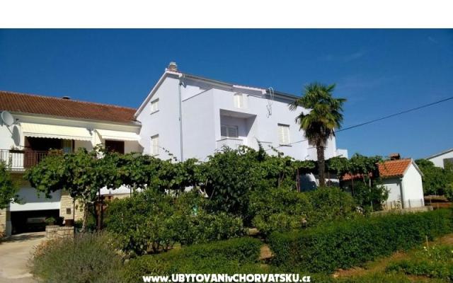 Apartments Šarić – Accommodation Sukosan Kroatië