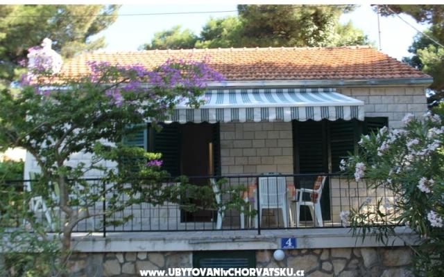 Villa Dragan – Accommodation Supetar – Brac Kroatië