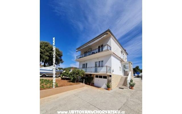 Apartments Ecija – Accommodation Tisno Kroatië