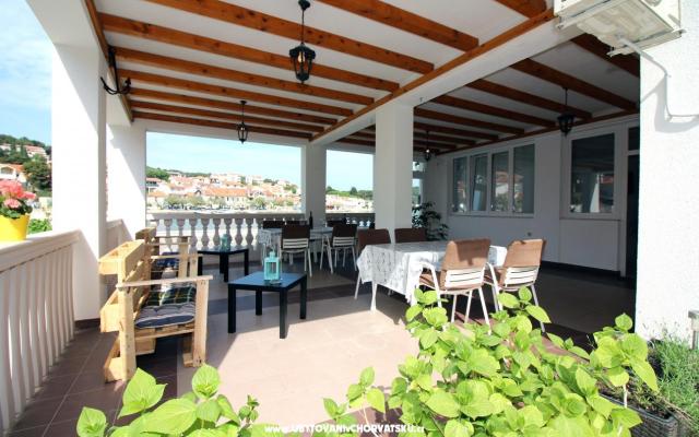 Apartments Nika – Accommodation Tisno Kroatië