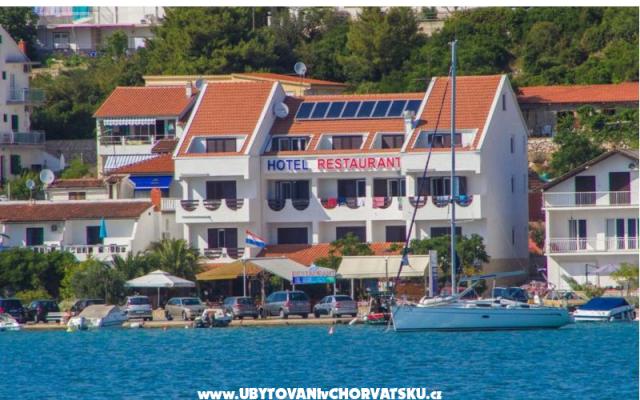 Hotel Plava Laguna – Accommodation Tisno Kroatië