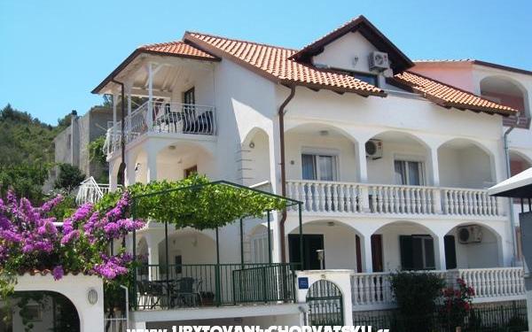Apartments Buljan – Accommodation Trogir Kroatië