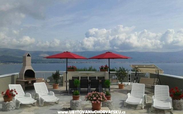 Apartments Knežević – Accommodation Trogir Kroatië
