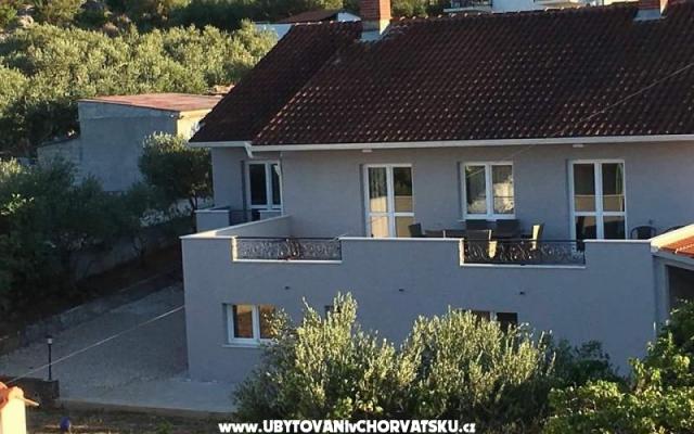 Apartments Nakir – Accommodation Trogir Kroatië