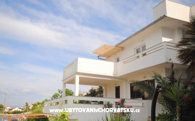 Apartments Neva – Accommodation Trogir Kroatië