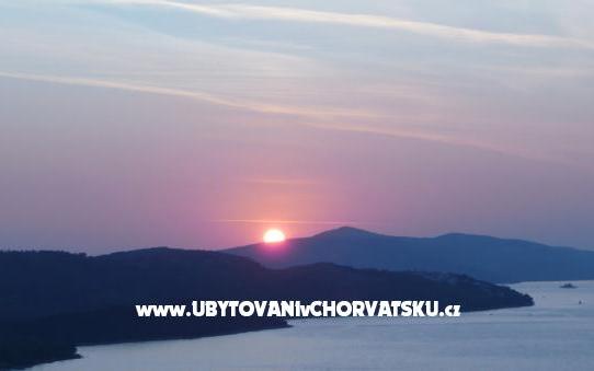 Apartments Anamaria – Accommodation Trogir Kroatië