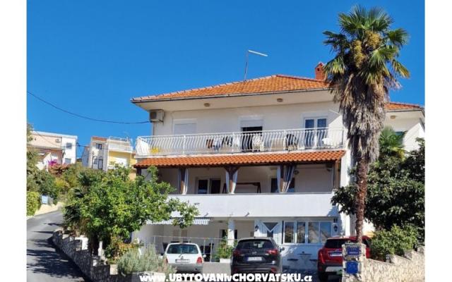 Apartments Bareta – Accommodation Trogir Kroatië