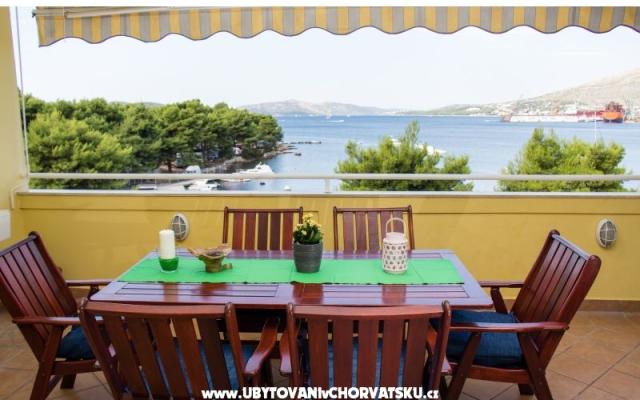 Apartments Satis i Laura – Accommodation Trogir Kroatië
