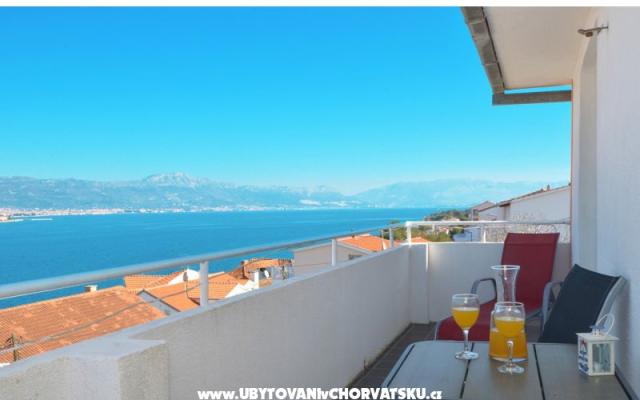 Desa – Accommodation Trogir Kroatië