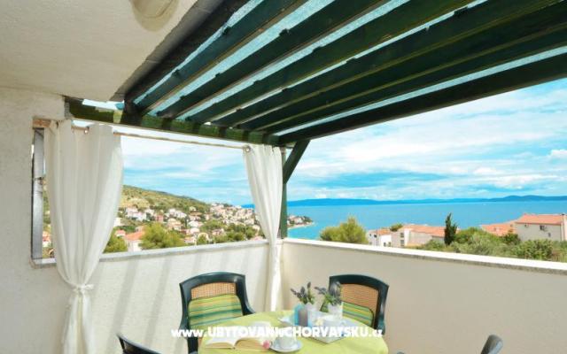 Rozana – Accommodation Trogir Kroatië