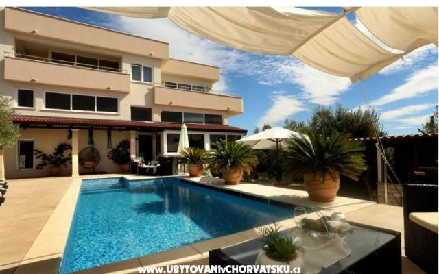 Villa Di – Accommodation Trogir Kroatië