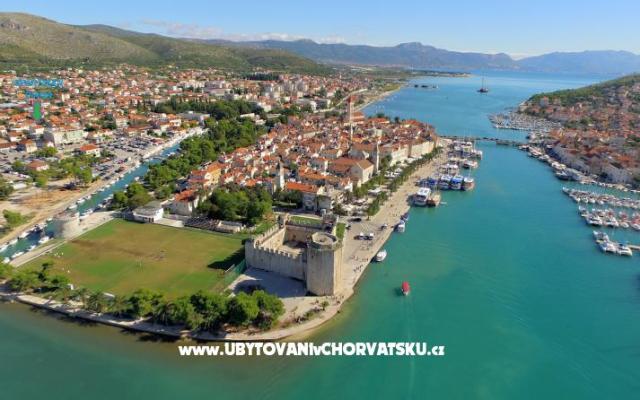Villa Diana – Accommodation Trogir Kroatië