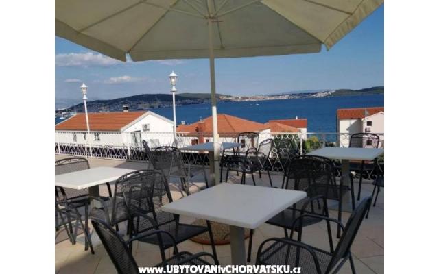 Villa Kairos – Accommodation Trogir Kroatië