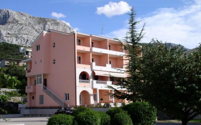 Villa Rossa – Accommodation Tucepi Kroatië