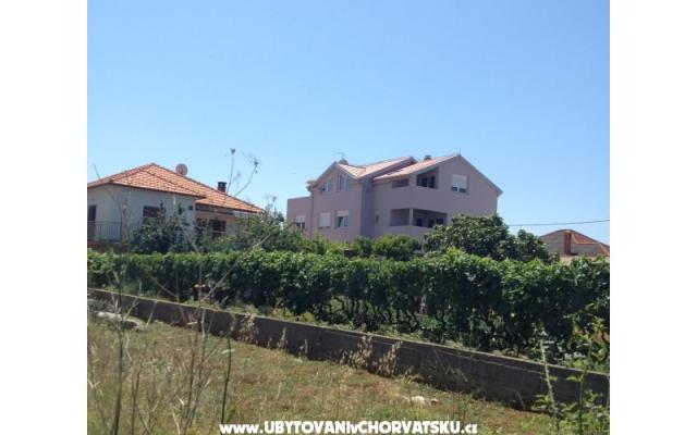 Katarina Apartments – Accommodation Island of  Ugljan Kroatië