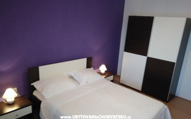 Vacation house Ivan – Accommodation Island of  Ugljan Kroatië
