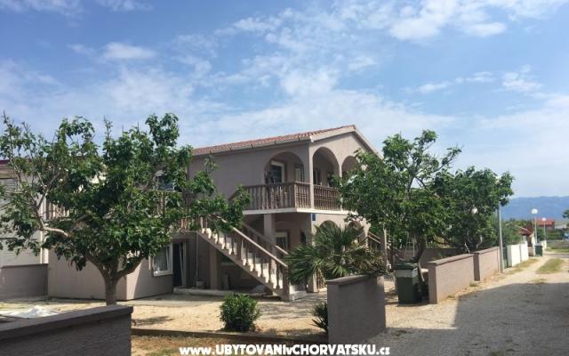 Apartments Ceglec – Accommodation Island of Vir Kroatië