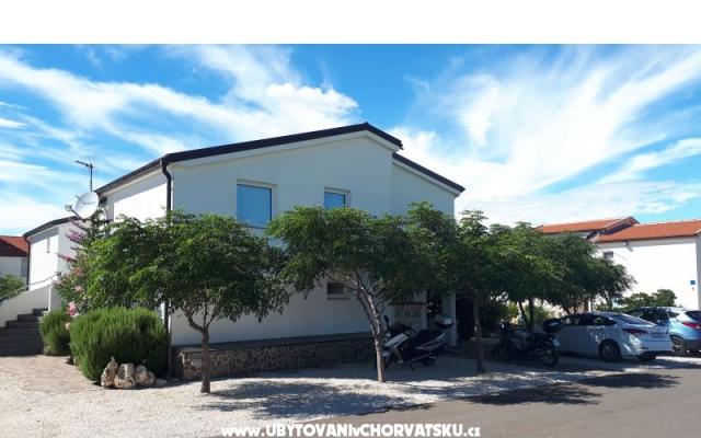 Apartment Filipašić – Accommodation Island of Vir Kroatië