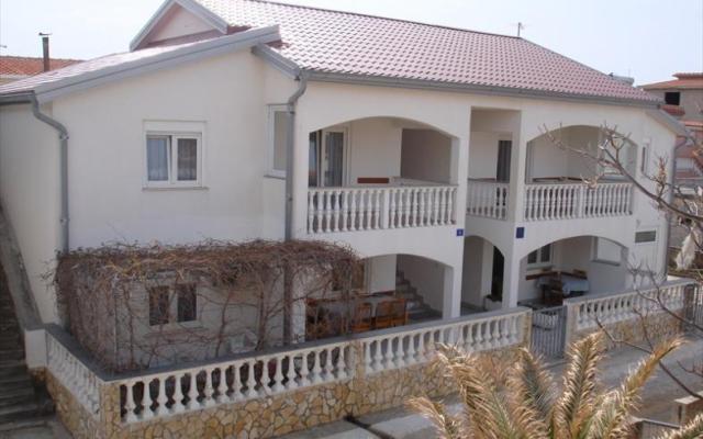 Apartments Kalaj – Accommodation Island of Vir Kroatië